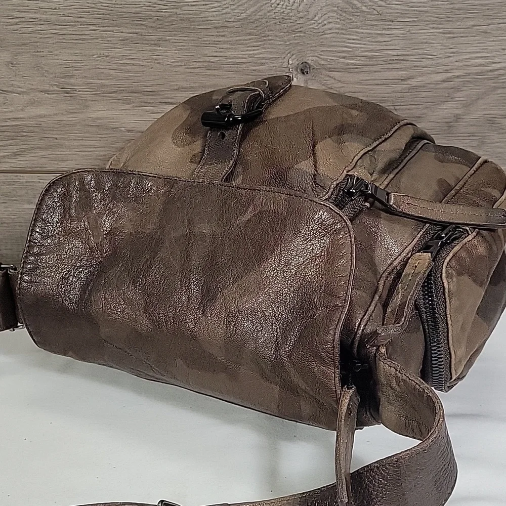 Free People Christiansen Camo Brown Leather Bag EUC